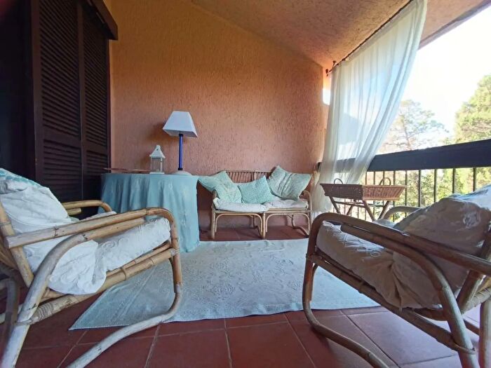 Appartamento con 5 locali in affitto in Via Porto Rotondo, Olbia