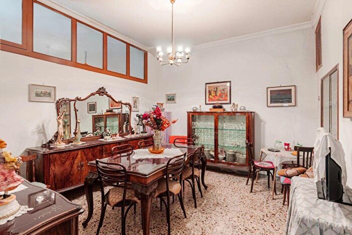 Appartamento con 5 locali in vendita in Cesare Battisti, Torre Del Greco