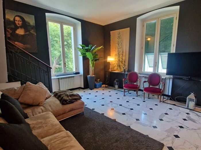 Appartamento con 5 locali in affitto in Via dei Maristi, Albaro, Genova