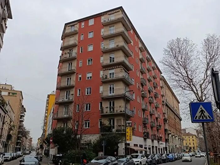 Appartamento bilocale in affitto in Via Cenisio, Milano