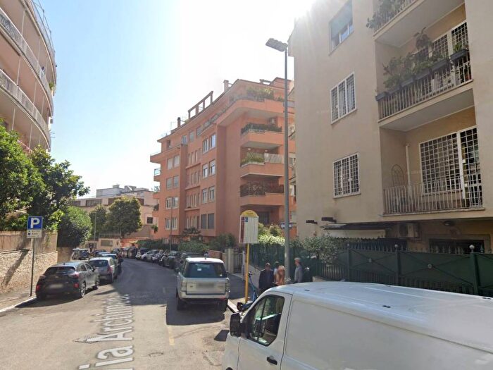 Appartamento monolocale in affitto in Via Archimede, Euclide, Roma