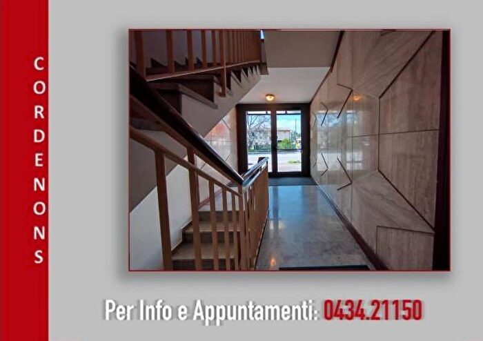 Appartamento quadrilocale in vendita in Via Sclavons, Cordenons