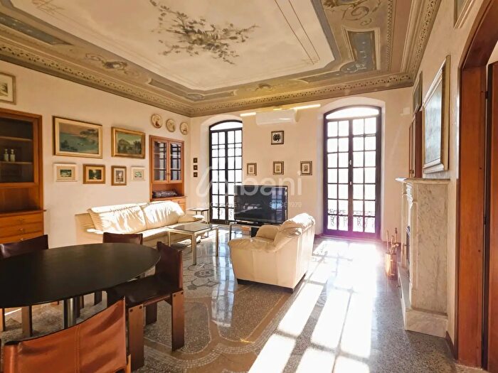 Appartamento con 5 locali in vendita in La Spezia