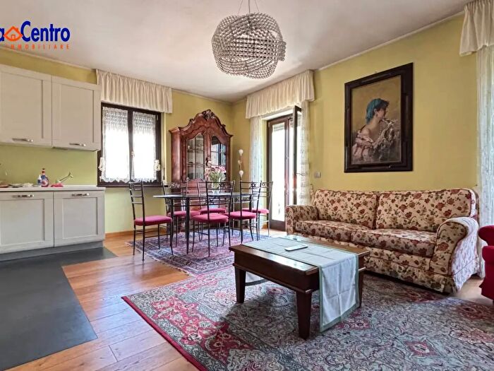 Appartamento bilocale in vendita in Via Carrel, Aosta