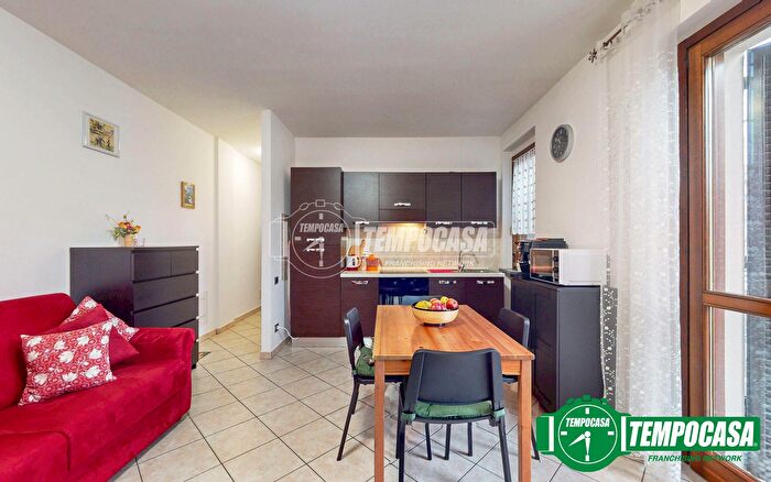 Appartamento bilocale in vendita in Via Istituto Oneto a, Novi Ligure