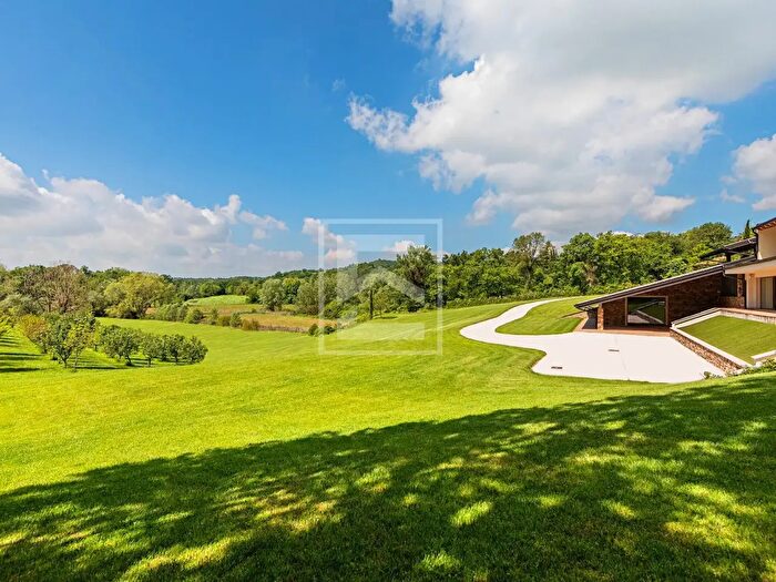 Casa con 8 locali in vendita in Via dei Colli, Soiano Del Lago