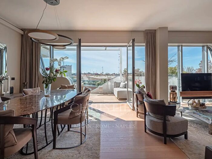 Appartamento con 5 locali in vendita in Via Senofonte, Milano