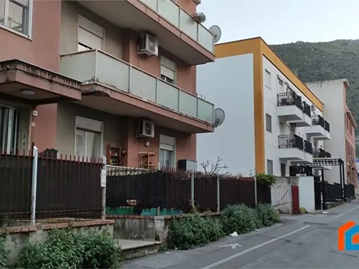 Appartamento con 5 locali in vendita in Palermo