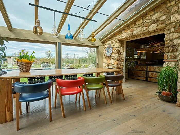 Casa con 7 locali in vendita in Fucecchio