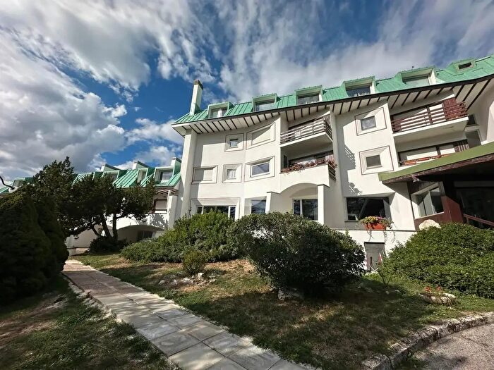 Appartamento bilocale in vendita in Via Colle Marino, Rocca Di Mezzo