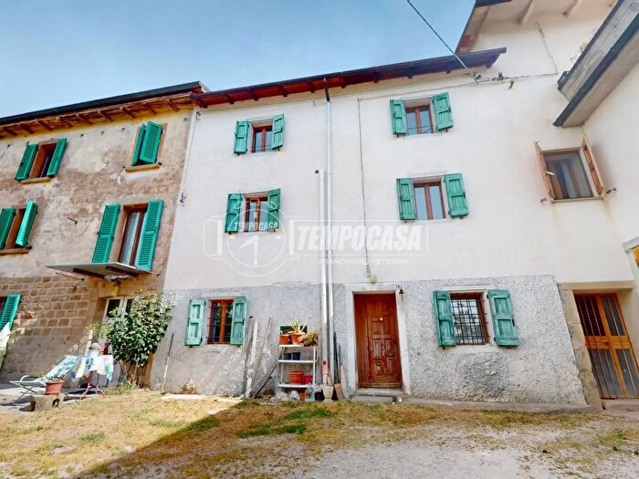 Casa con 5 locali in vendita in Via Palazzo dAffrico, Gaggio Montano