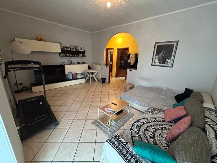 Appartamento quadrilocale in vendita in Via Giovanni Verneri, Alessandria