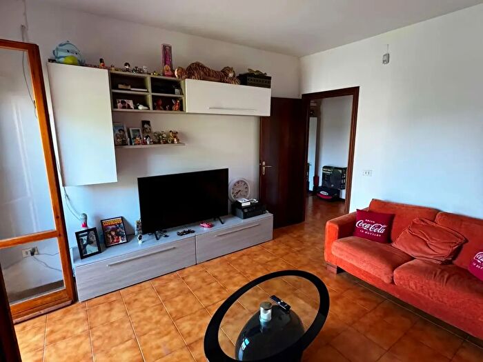 Appartamento trilocale in affitto in Via Santa Rita, Spoleto