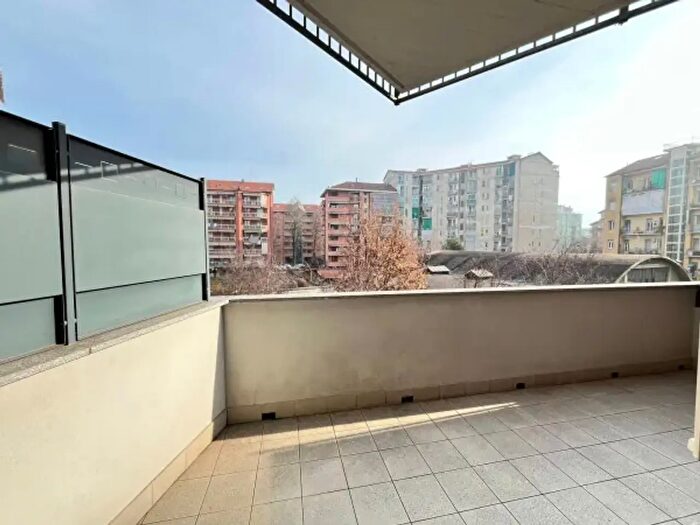 Appartamento bilocale in vendita in Via Monte Santo, Torino