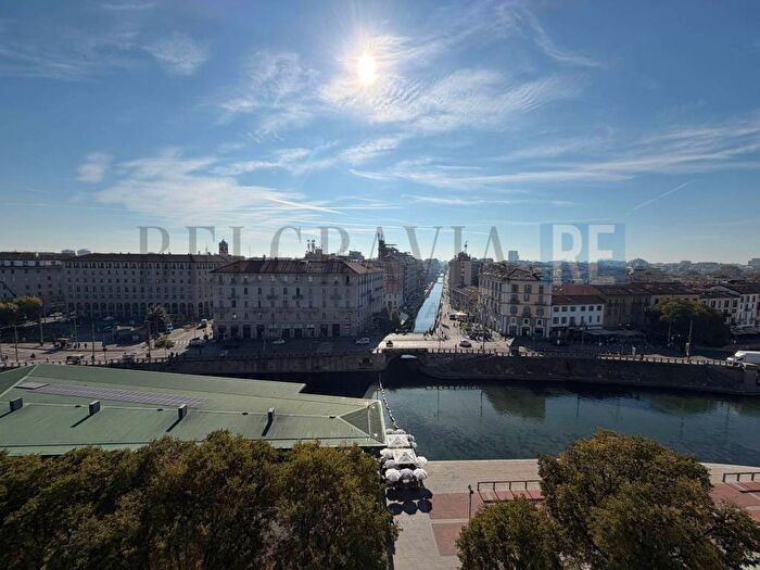 Appartamento trilocale in affitto in Via Pietro Panzeri, Ticinese, Milano