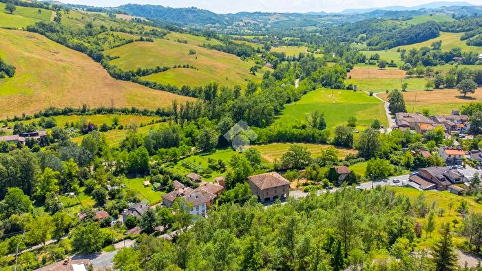 Casa con 5 locali in vendita in Via Fagiano, Scandiano