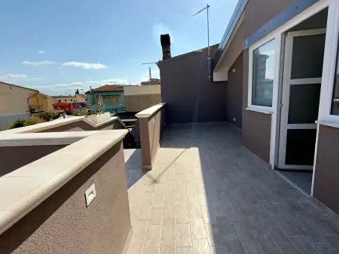 Appartamento trilocale in affitto in Via Is Prunixeddas, Uta