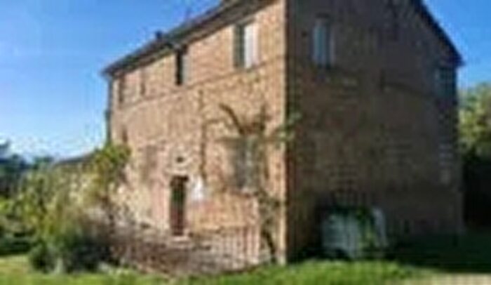 Casa con 11 locali in vendita in Colcerasa MC Italia Colcerasa Cingoli, Cingoli