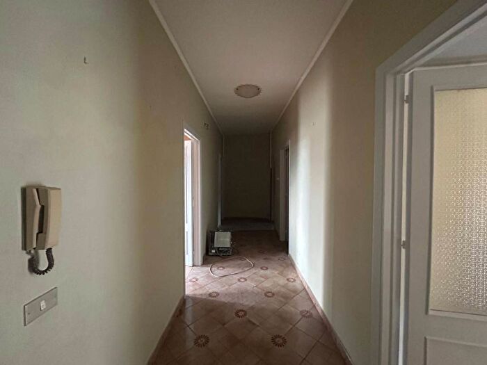 Appartamento trilocale in affitto in Via Nazionale, Liveri