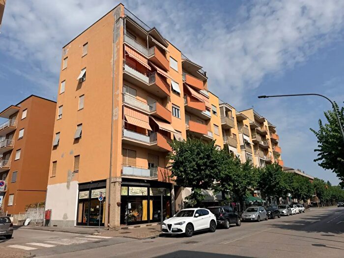 Appartamento con 5 locali in vendita in Corso Italia, Mondovi'