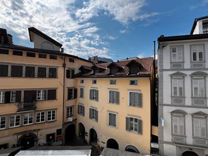 Appartamento bilocale in vendita in Piazza Erbe, Bolzano
