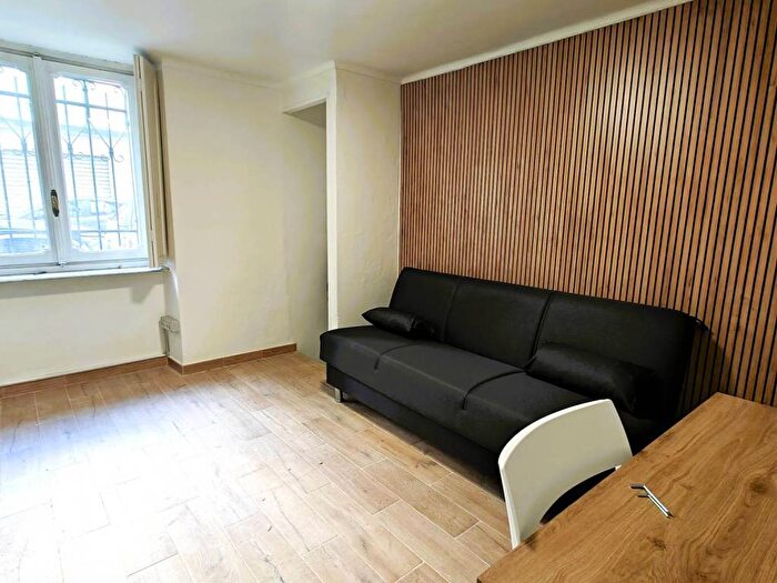 Appartamento trilocale in affitto in Via Giuseppe Talucchi, San Donato, Torino