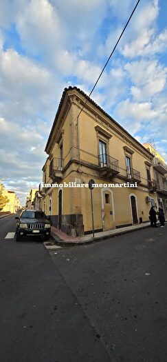 Appartamento quadrilocale in vendita in Via Carlo Rosselli Lentini Sr, Lentini