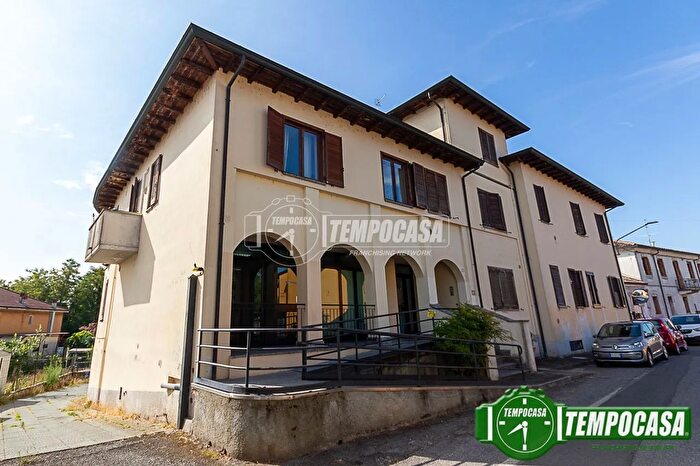 Appartamento trilocale in vendita in Via V Veneto, Santo Stefano Lodigiano