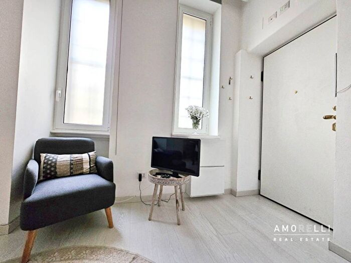 Appartamento bilocale in affitto in Via Castel Morrone, Indipendenza, Milano