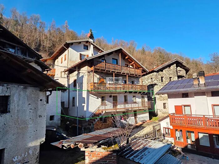 Case in Vendita e in Affitto - 2