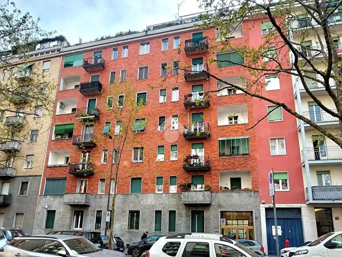 Appartamento monolocale in vendita in Via Alfonso Capecelatro, Milano