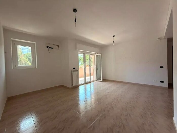 Appartamento quadrilocale in vendita in Via Renato Guttuso, Crotone
