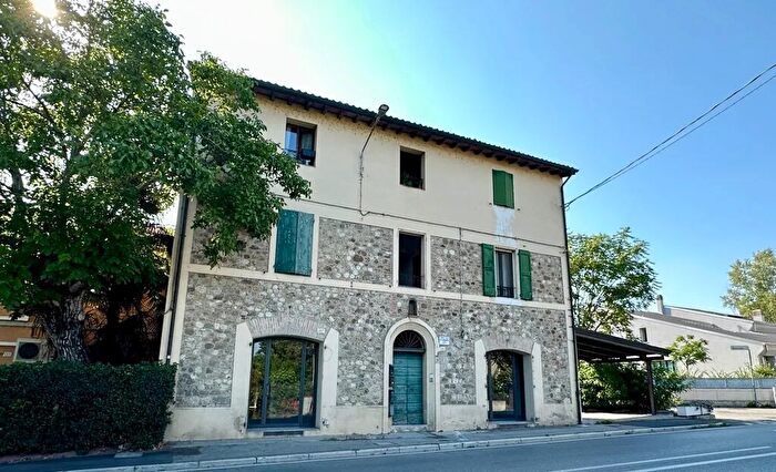 Appartamento in vendita in Via di Montrone Imola Fabbrica, Imola