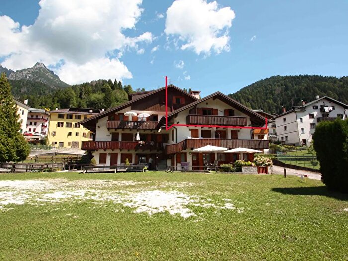 Casa quadrilocale in vendita in Via Stadio, Auronzo Di Cadore