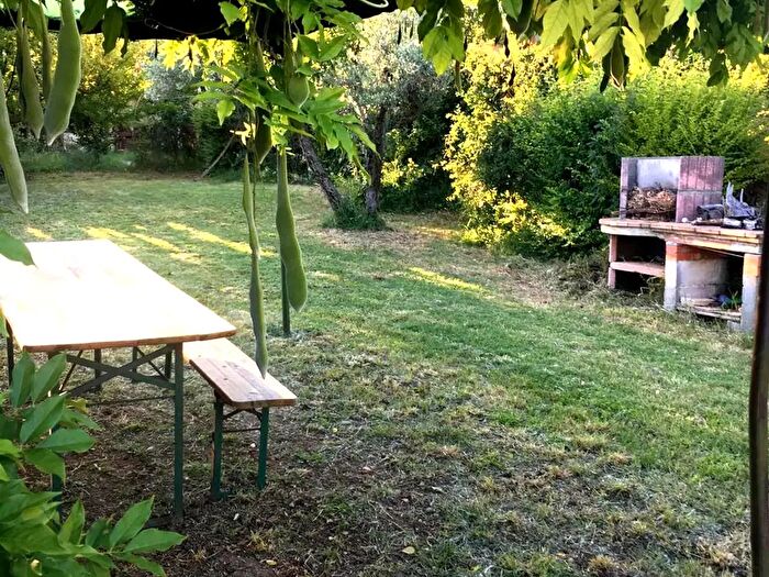 Casa con 7 locali in vendita in Via delle Case, Guardea