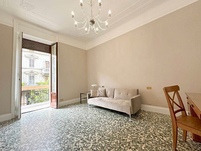 Appartamento trilocale in affitto in Via della Sila, Città Studi, Milano