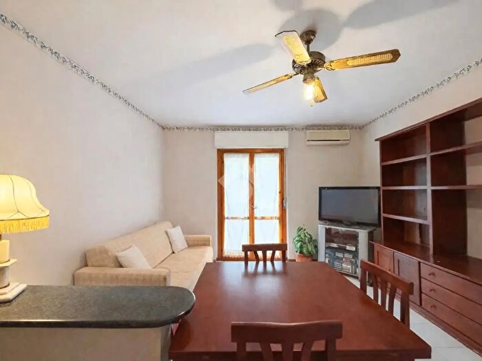 Appartamento trilocale in vendita in Via Portogallo, Quartu SantElena