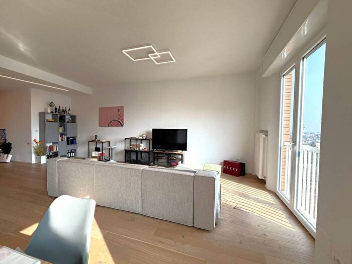 Appartamento quadrilocale in affitto in Corso Giuseppe Mazzini, Viale Vittorio Veneto, Forlì