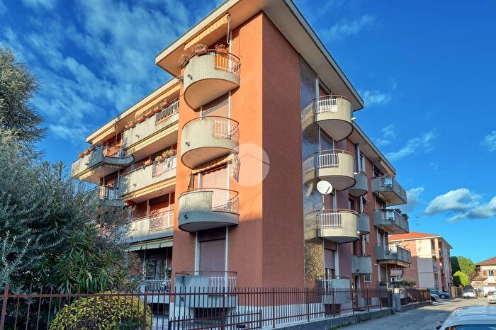 Appartamento trilocale in vendita in Via Quintino Sella, Busto Arsizio