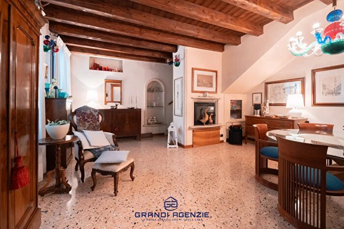 Casa quadrilocale in vendita in Centro Storico, Vicenza