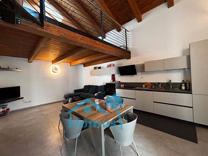 Appartamento trilocale in affitto in Via Duomo, Centro Storico, Pinerolo