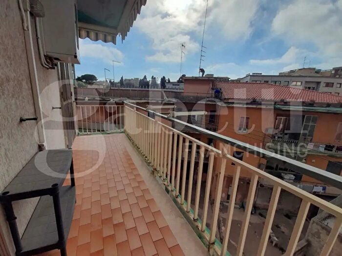 Appartamento trilocale in vendita in Siracusa