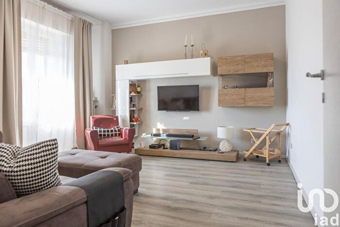 Appartamento quadrilocale in vendita in Via Marco Polo, Osimo