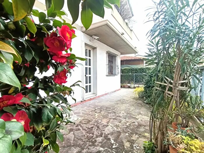 Casa con 7 locali in vendita in Via Ciabattini, Viareggio