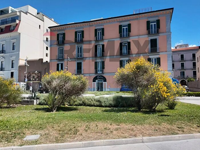 Appartamento quadrilocale in vendita in Corso Vittorio Emanuele II, Castellammare Di Stabia