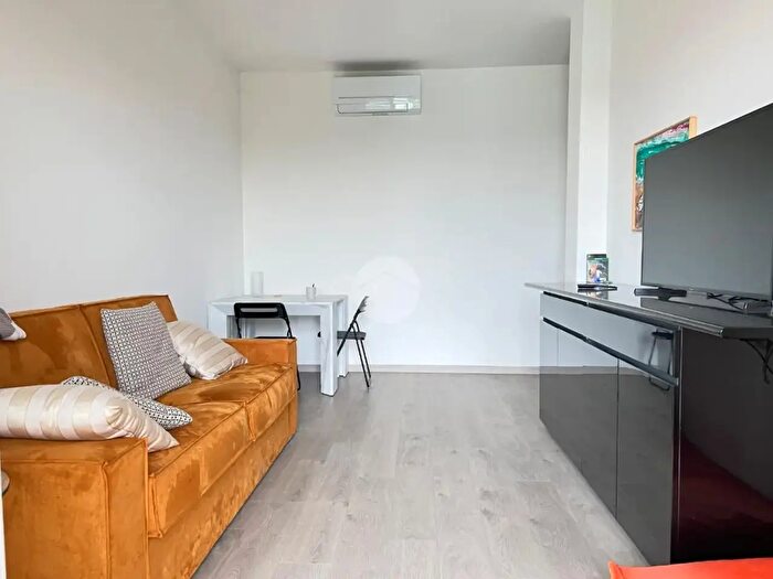 Appartamento bilocale in affitto in Via Palmanova, Milano