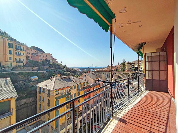 Appartamento trilocale in affitto in Via Camillo Benso di Cavour, Centro, Bogliasco