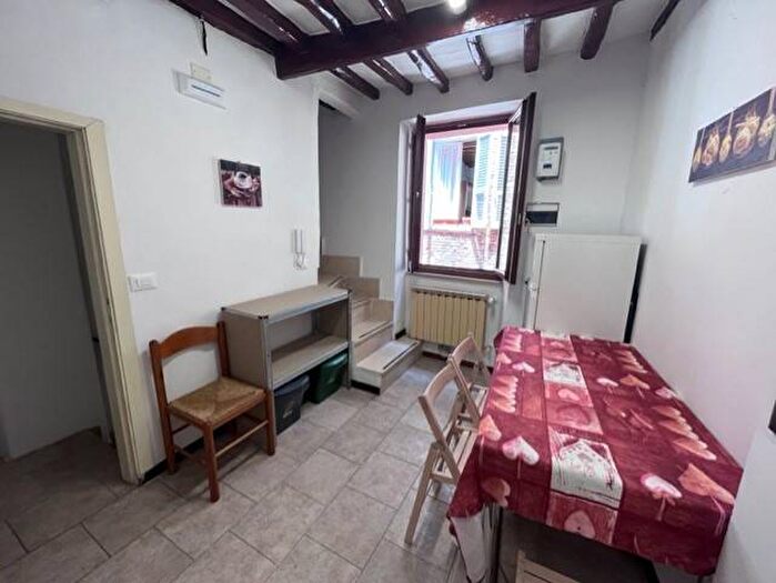 Appartamento quadrilocale in affitto in Via Gentile, Centro Storico, Perugia