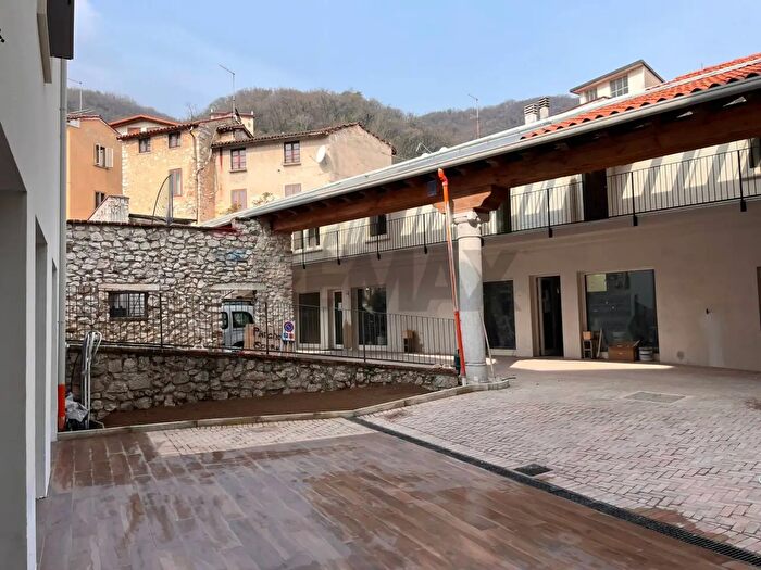 Appartamento con 5 locali in vendita in Piovene Rocchette