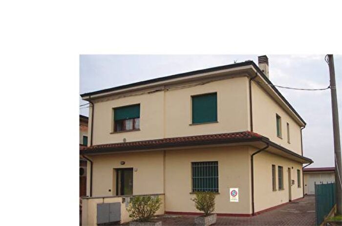 Appartamento trilocale in affitto in Via Morona, Bando, Argenta